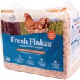 Manna-Pro-Fresh-Flakes-Chicken-Coop-Bedding-Pine.jpg